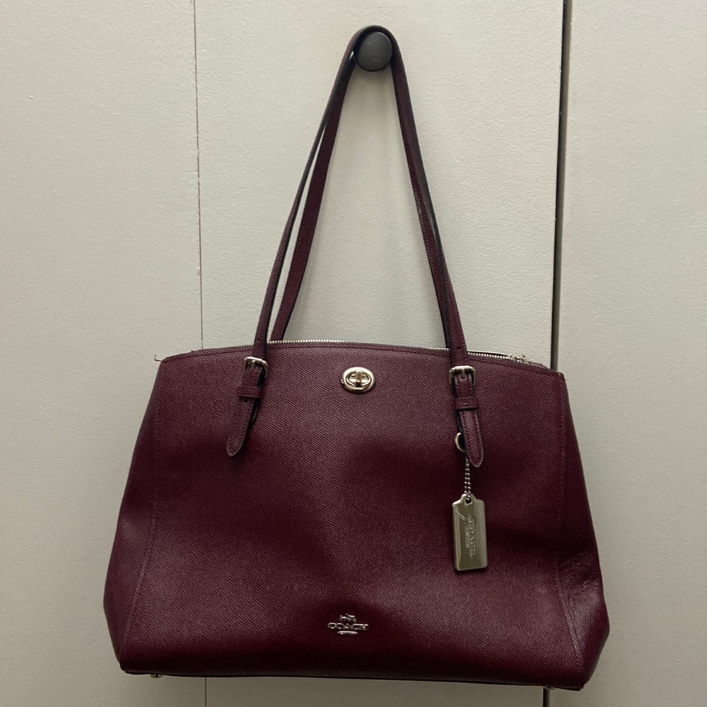 Coach purse. Excellent condition